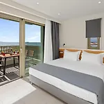 Thalassa מלון Almiros Beach