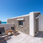Thalassa 2*