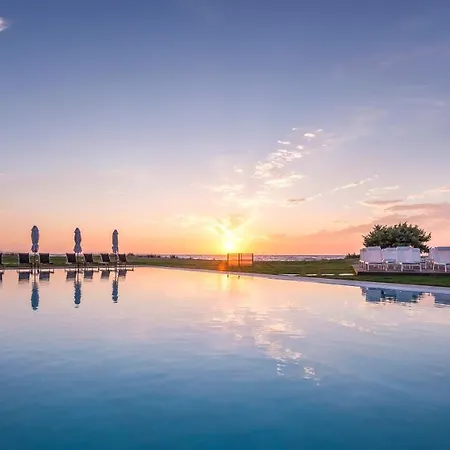Thalassa Hotel