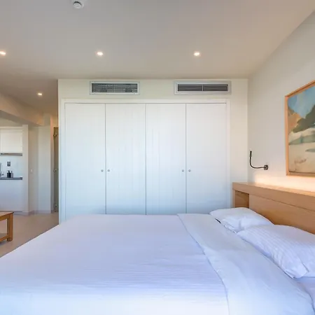 Thalassa Hotel 2*