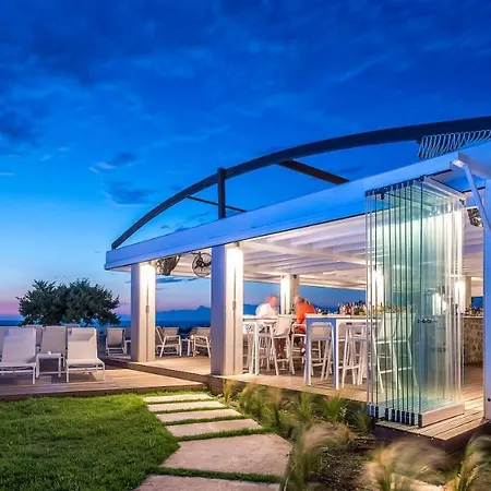 Hotel Thalassa Almiros Beach