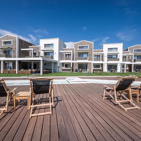Thalassa 2*