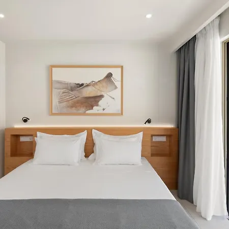 Thalassa Hotel
