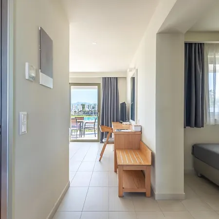 Thalassa Hotel 2*