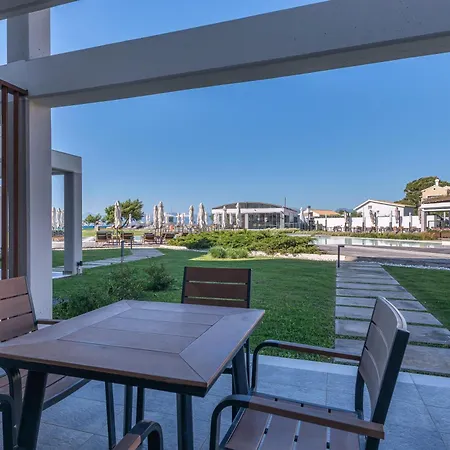 Thalassa Hotel