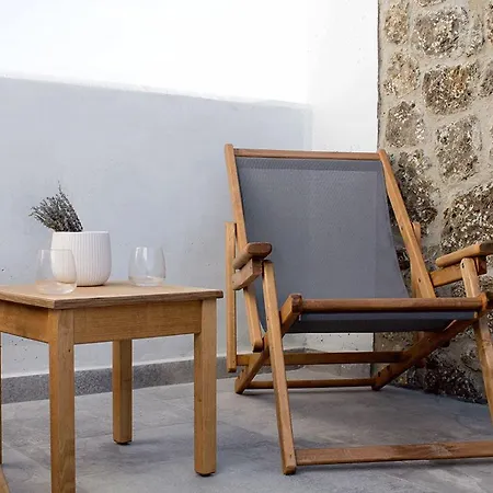 Thalassa Hotel