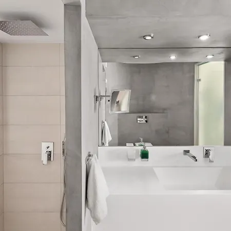 Hotel Thalassa 2*